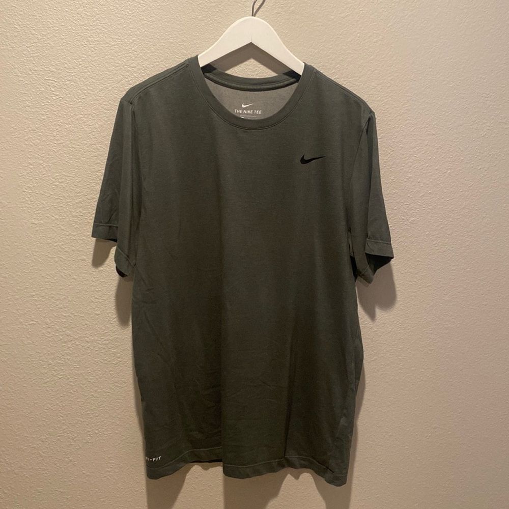 Nike Dri-fit Shirt Size‎ Large Green activewear